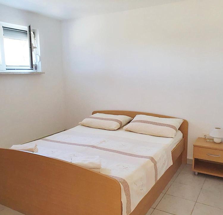 Guesthouse Pejo Poreč Exteriör bild